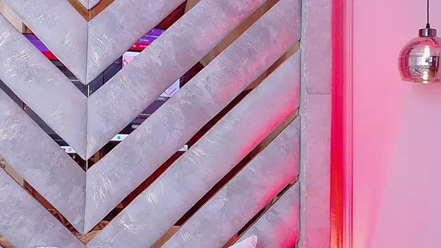 Sara Boom online show from November 28, 1:47 pm