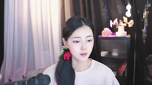 Ocean--Lili online show from March 22, 2:03 pm