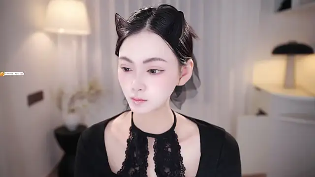 Ocean--Lili online show from October 24, 2:24 pm