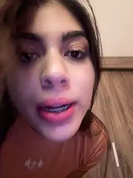 Sarasanders 4 online show from September 10, 2:33 am