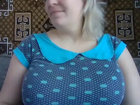 Diana Britt online show from March 22, 9:13 am