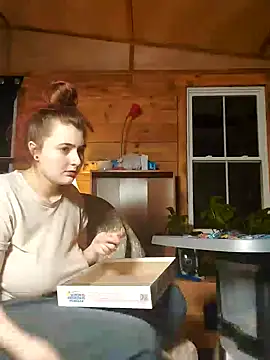 Snowbunnycake 131 online show from December 5, 3:37 am