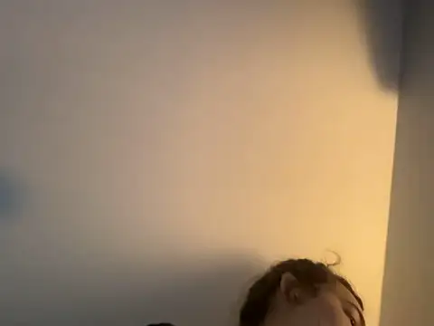 Snowbunnycake 131 online show from November 6, 12:06 pm