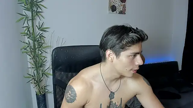 Giordano Russo online show from December 29, 1:24 am