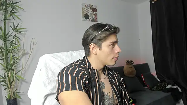 Giordano Russo online show from January 6, 1:53 am