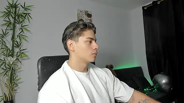 Giordano Russo online show from January 23, 1:56 pm