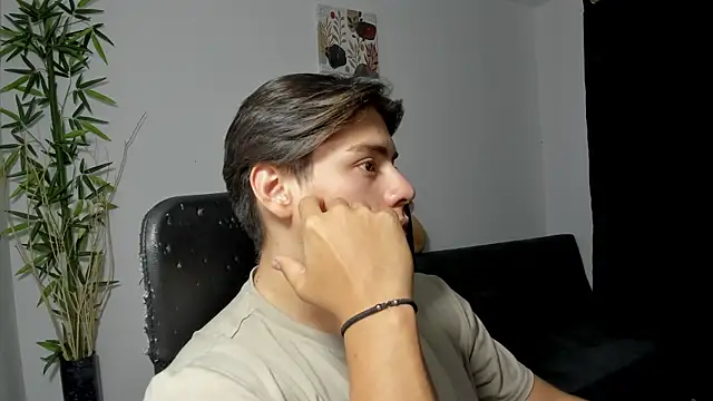 Giordano Russo online show from February 9, 12:39 am