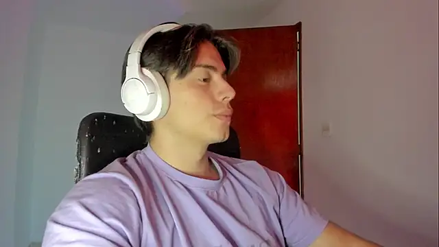 Giordano Russo online show from October 17, 8:33 pm