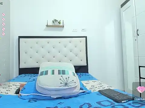 CuteLatinaxx online show from December 6, 3:44 pm