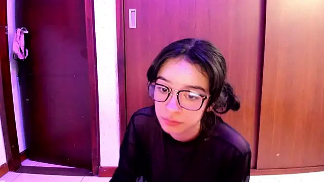  Lunnaa  online show from February 2, 5:21 am