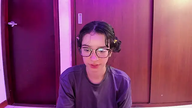  Lunnaa  online show from February 24, 4:49 am