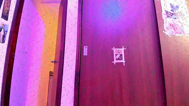  Lunnaa  online show from October 18, 11:05 pm