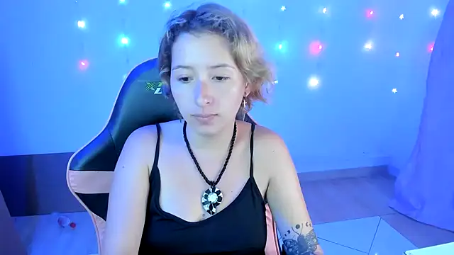 Ginger Sweetty online show from December 15, 12:40 am