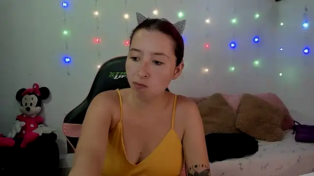 Ginger Sweetty online show from February 9, 1:11 am