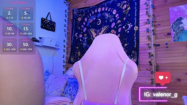 valenor  online show from September 30, 2:16 am