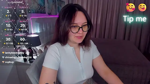 EsterLogan online show from February 2, 11:51 am