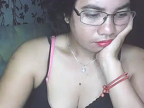 lovely samxxx24 online show from November 28, 8:00 pm