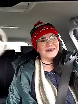 x  KHALEESI  x online show from December 25, 9:45 am