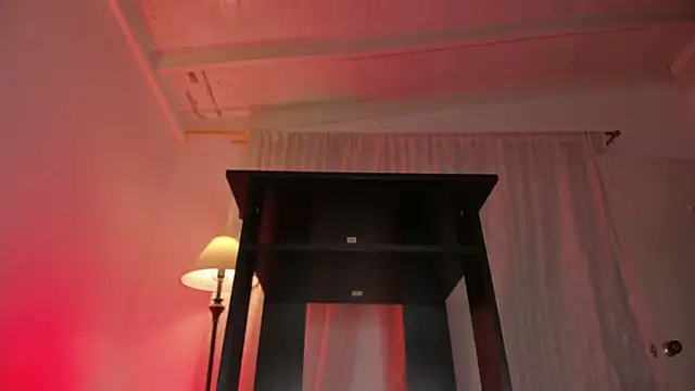 hot booty  online show from March 1, 1:00 am