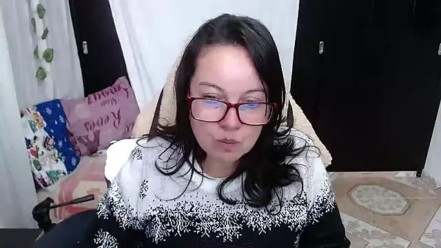 Snapshot of Sonialorens_ chatting on December 17, 2:55 pm Sonialorens online show from December 17, 2:55 pm