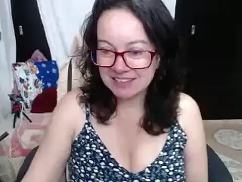Snapshot of Sonialorens_ chatting on December 24, 11:49 am Sonialorens online show from December 24, 11:49 am