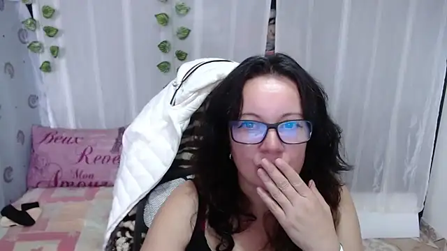 Snapshot of Sonialorens_ chatting on January 28, 4:19 pm Sonialorens online show from January 28, 4:19 pm