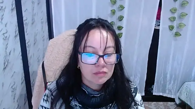 Snapshot of Sonialorens_ chatting on February 28, 1:58 pm Sonialorens online show from February 28, 1:58 pm