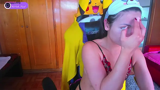 Meli Pixel online show from October 15, 5:35 pm