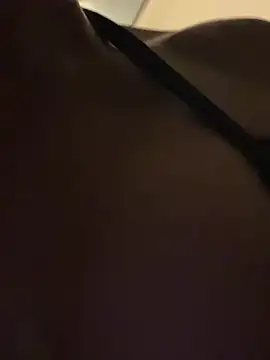 Snapshot of angelitasexy81 chatting on January 11, 5:18 pm angelitasexy81 online show from January 11, 5:18 pm