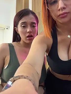 LaraBaker online show from March 21, 12:29 am