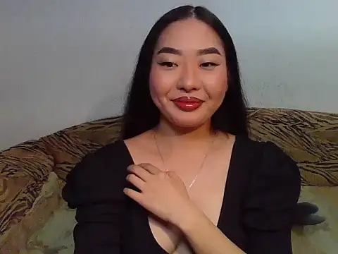 Snapshot of Aleksa_Blackdream chatting on October 3, 6:21 am Aleksa Blackdream online show from October 3, 6:21 am