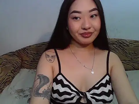 Snapshot of Aleksa_Blackdream chatting on November 6, 10:49 am Aleksa Blackdream online show from November 6, 10:49 am