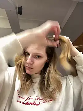 MaryHiggins online show from February 1, 10:48 am