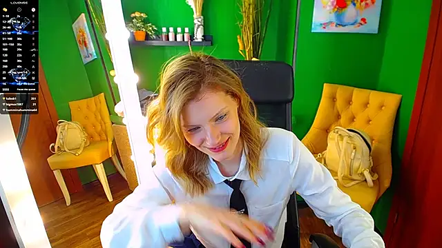 MaryHiggins online show from February 26, 11:52 am