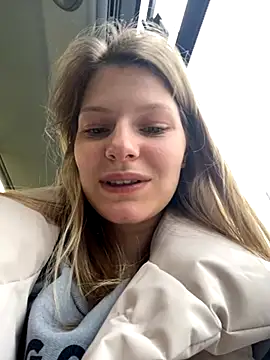 MaryHiggins online show from September 14, 2:27 pm