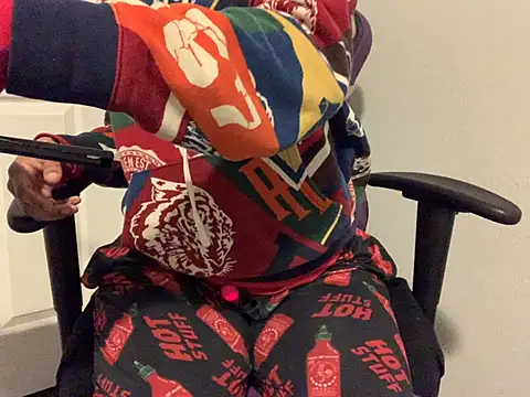 RylHoneyy online show from December 12, 6:36 am