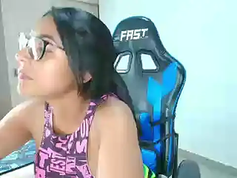 sophiax-x online show from January 17, 12:31 am