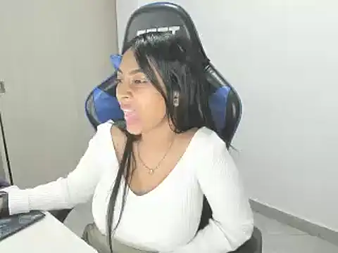 sophiax-x online show from February 22, 1:11 am