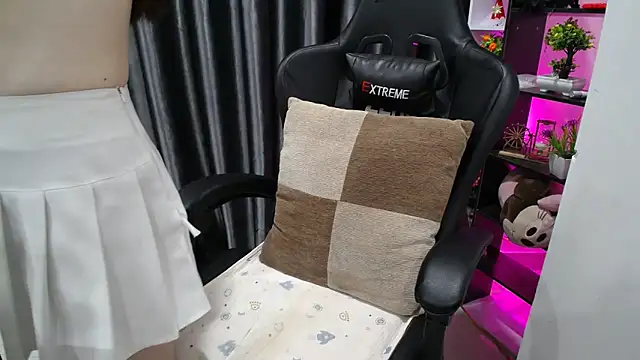 Yuki-yio online show from March 19, 1:21 am