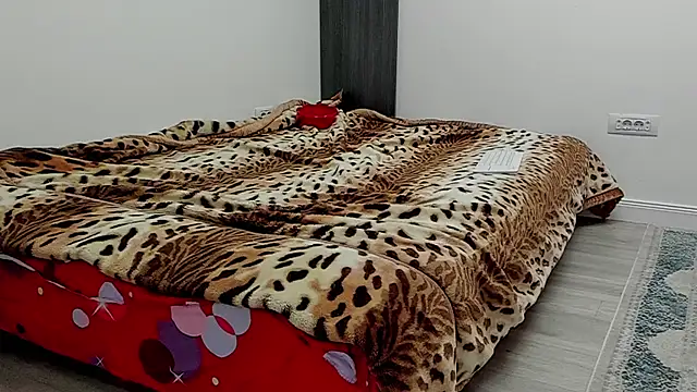 Snapshot of sexxymuscles4u chatting on February 20, 6:35 pm sexxymuscles4u online show from February 20, 6:35 pm