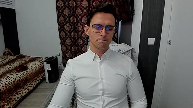 Snapshot of sexxymuscles4u chatting on March 12, 12:26 pm sexxymuscles4u online show from March 12, 12:26 pm