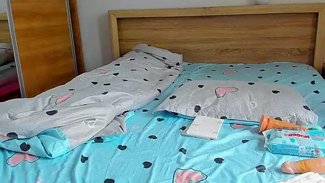 Jesssicajesss14 online show from December 10, 9:01 am