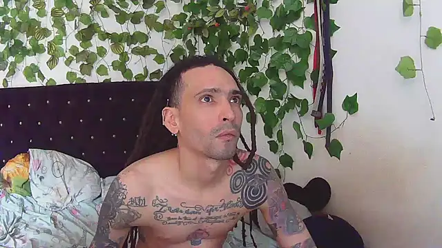 caribbeanlover1 online show from January 10, 7:21 pm