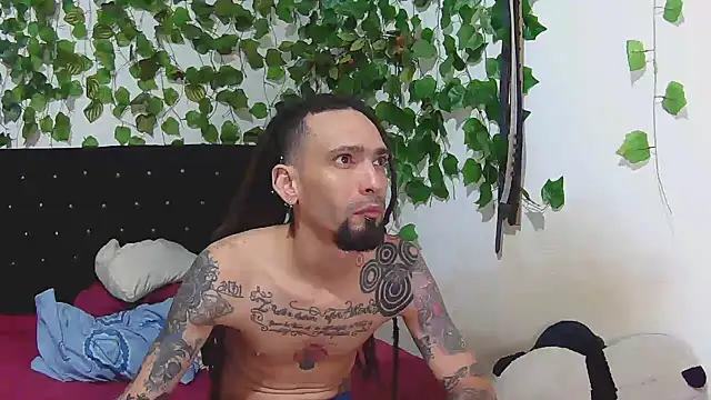 caribbeanlover1 online show from March 14, 12:43 am