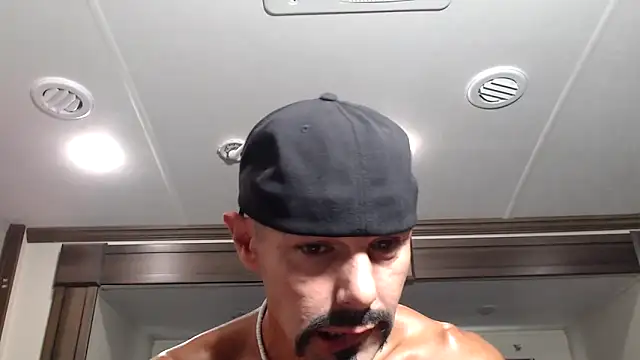 ThickD2C online show from September 11, 6:30 pm