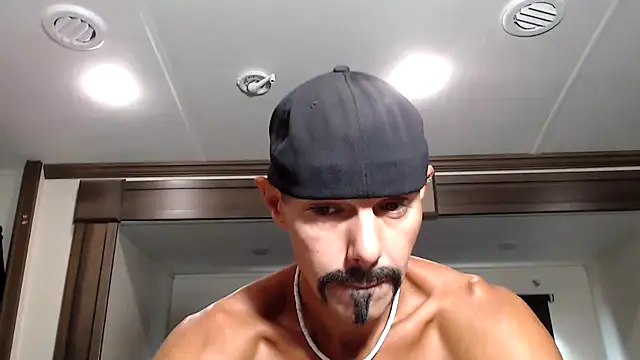 ThickD2C online show from November 3, 5:25 pm