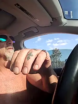 Yankeedave420 online show from March 3, 9:26 pm