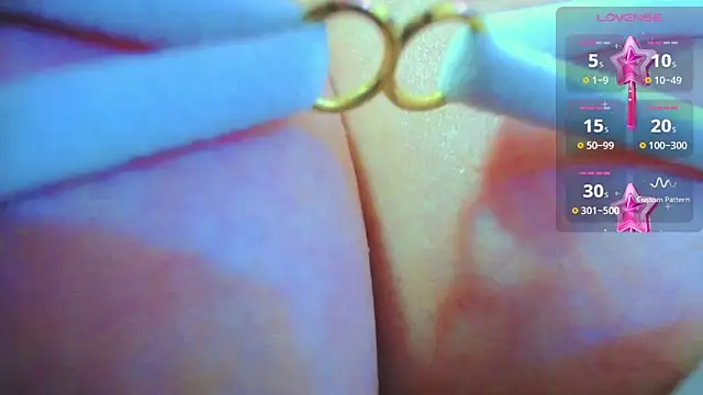 Snapshot of natahottt chatting on February 4, 12:08 am natahottt online show from February 4, 12:08 am