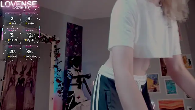 Careful i bite online show from November 19, 6:46 am