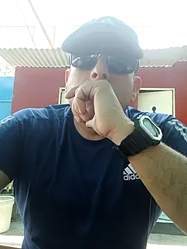 chicoguapo8 online show from October 4, 5:11 pm